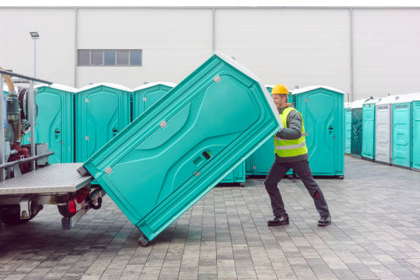Best Luxury portable toilet rental  in Rainbow City, AL