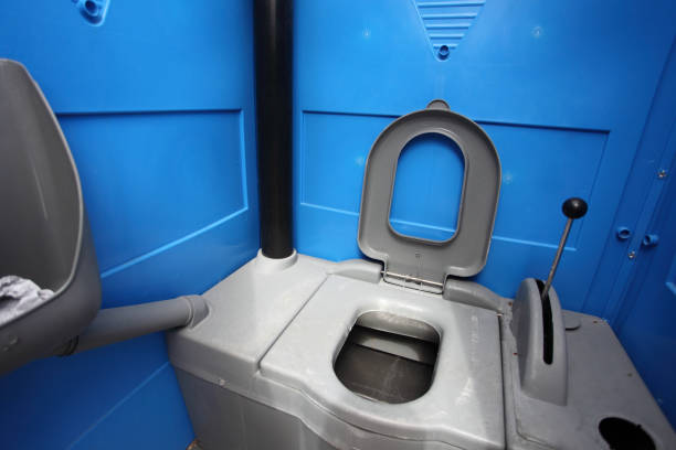 Best Portable restroom trailer rental  in Rainbow City, AL